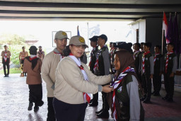 Pj Wali Kota Kediri Zanariah Lepas Kontingen Kwarcab Gerakan Pramuka Kota Kediri Ikuti Ajang Raimuna Daerah Jawa Timur XIV Tahun 2023