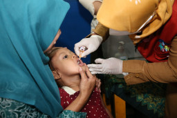 Imunisasi Polio di Surabaya Dimulai, Dinkes Optimis Tuntas Sehari