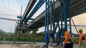 Proyek JLLB Kawasan Sememi Diperkirakan Selesai Akhir Tahun