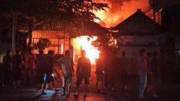 Rumah di Tulungagung Hangus Terbakar