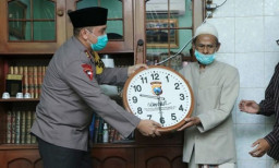 Putus Jaringan Narkotika, Kapolda Jatim Silaturahmi Dengan Para Kyai