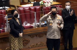 Kapolri Baru Bakal Mutasi Beberapa Jenderal