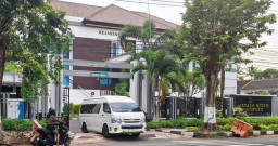 Ruang Kerja Kajari Bondowoso, Diobok-obok KPK