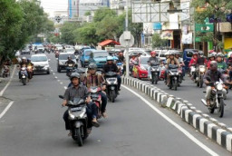 Penduduk Jawa Timur Berkurang 50.000 Jiwa