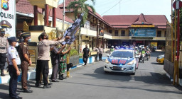 Gunakan Pamor Keris, Forkopimda Lumajang Cegah Penyebaran Pandemi Covid 19