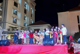 Malam Minggu Ditemani Ludruk Khas Surabaya