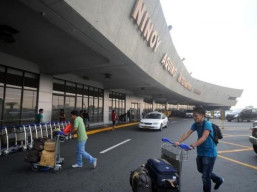 Filipina Izinkan Warga Asing Masuk Mulai Agustus