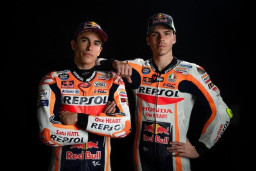Tanpa Marquez, Joan Mir Bela Repsol Honda Sendirian