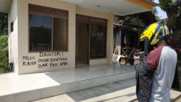 Warga di Mojokerto Coret Fasum Akibat Tak Terima Bansos Pemerintah