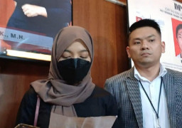 Kena Mental dan Nonaktifkan Sosmed, Oklin Fia Ungkap Sosok Pria di Videonya yang Viral