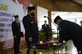 Lakukan Reformasi Birokrasi, Mas Bup Kediri Lantik 59 Pejabat