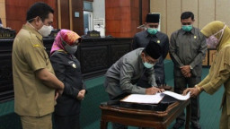 3 Perda  Disahkan,  Tiap  Fraksi Beri Catatan ke Pemkab Jombang