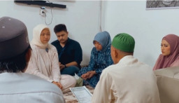 Baca juga : Nadya, Adik Nathalie Holscher Resmi Memeluk Agama Islam Saat Bulan Ramadhan