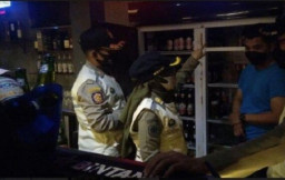 Satpol PP Malang Amankan Puluhan Miras Ilegal