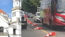 Viral: Traffic Cone di Semarang 'Mleyot' Kepanasan, Begini Kata BMKG dan Dishub