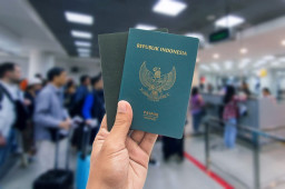 Baca juga : Paspor: Pengertian, Jenis Paspor, dan Syarat Pembuatan