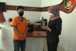 Kecanduan Threesome, Suami "Jual" Istri yang Hamil Tua