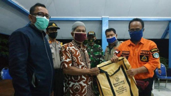 Banjir Lamongan, Gubernur Kirim 1.000 Paket Sembako