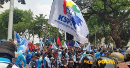 Pandemi, Buruh Minta Naik Gaji 8%