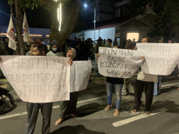 Baca juga : Netty, Habis Didemo Pembeli Apartemen Puncak, Kini Giliran Warga soal Resto Whisper