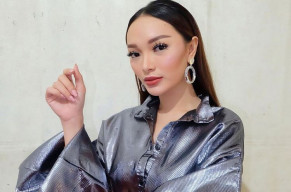 Suami Mangkir Dipanggil KPK, Zaskia Gotik Justru Jual Rumah Murah Rp750 Juta