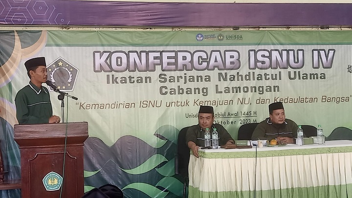 Ketua terpilih Muhammad Hafidh Nashrullah saat mengawali sambutan usai dirinya dipilih menjadi ketua ISNU Kabupaten Lamongan. SP/MUHAJIRIN