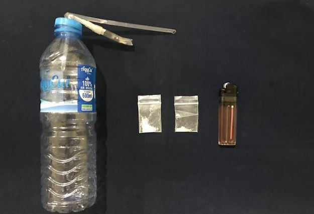 Barang bukti yang diamankan polisi dari pelaku.