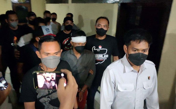 Riyanto saat diamankan Satreskrim Polres Kediri.