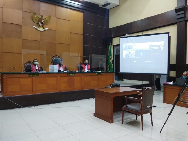 Pengadilan Negeri (PN) Jakarta Timur (Jaktim) menggelar sidang perdana pemalsuan dokumen perjalanan Djoko Tjandra pada Selasa (13/10/2020). SP/erk