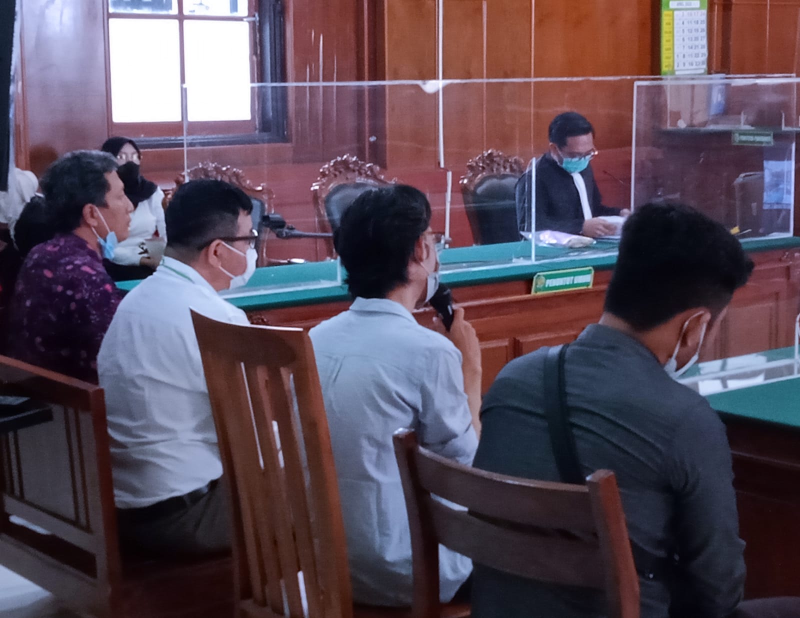 Empat saksi dari PT Otto Multi Artha, dihadirkan Jaksa di persidangan. SP/Budi Mulyono 