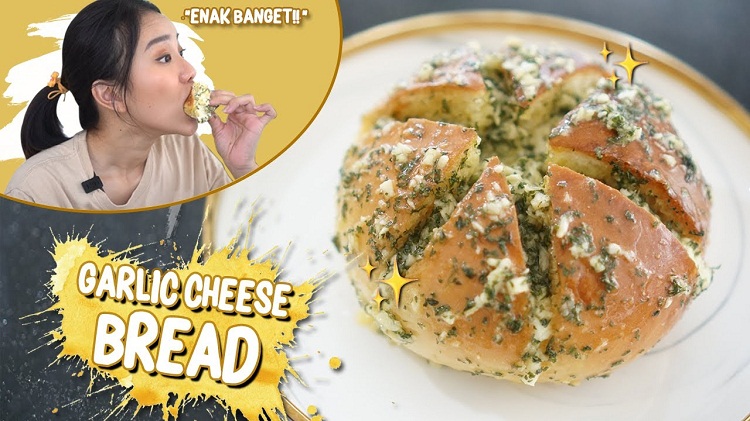 Jessica Jane dalam channel youtube miliknya saat memasak. SP/ JKT