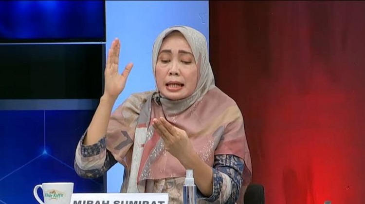  Presiden Asosiasi Serikat Pekerja Indonesia (ASPEK Indonesia), Mirah Sumirat.