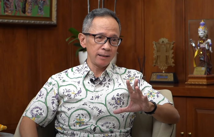 Ketua OJK Mahendra Siregar.