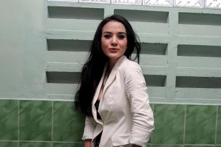 Foto Cynthiara Alona