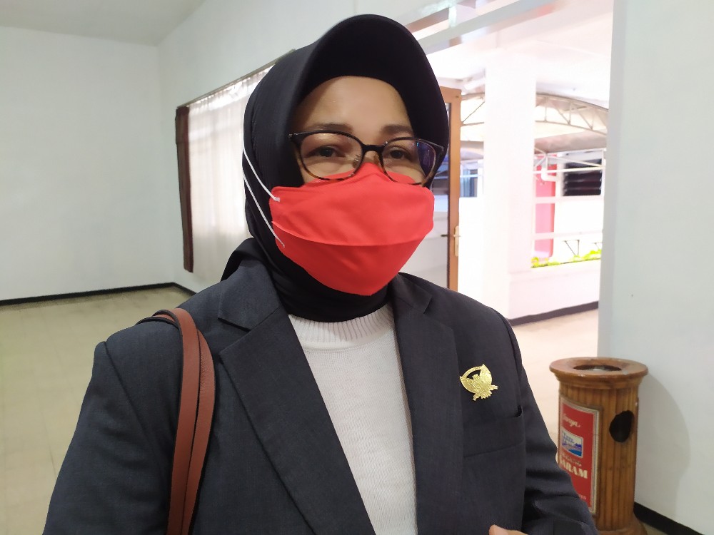 Komisi C DPRD Kota Kediri Dra. Sunarsiwi Kurnia Ganik Pramana 