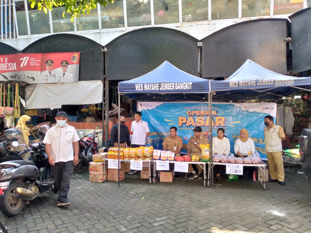 Operasi Pasar di Kabupaten Jember. Foto: Pemkab Jember.