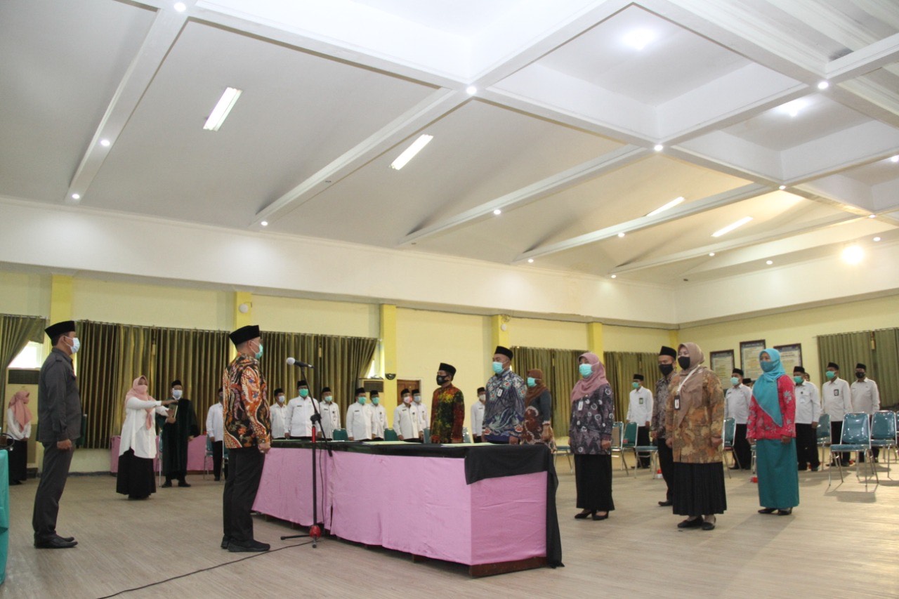 Pelantikan sembilan pejabat fungsional melalui mekanisme penyetaraan dan fungsional lainnya. Selasa (22/12/2020). SP/ MOCHAMMAD KASYFI FAHMI   