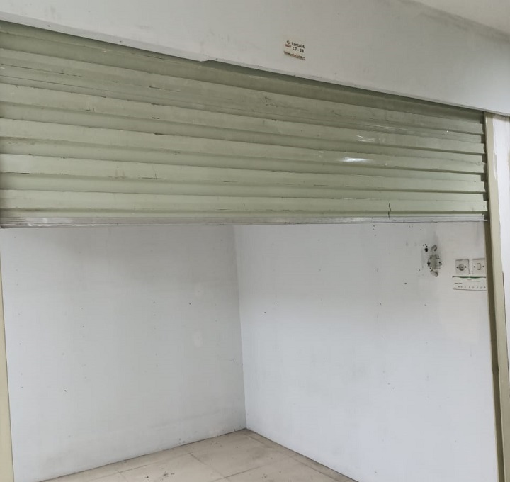 Lapak salah satu pedagang Pasar Turi