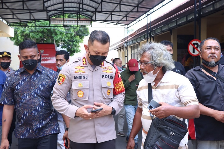 Kapolres Situbondo AKBP Dr. Andi Sinjaya, S.H., S.I.K., M.H. SP/Her