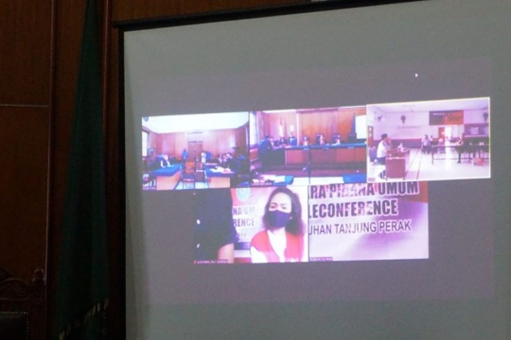 Persidangan secara telecoference kasus jual diri. SP/NBD