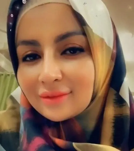 Minta Foto Seksinya Dihapus