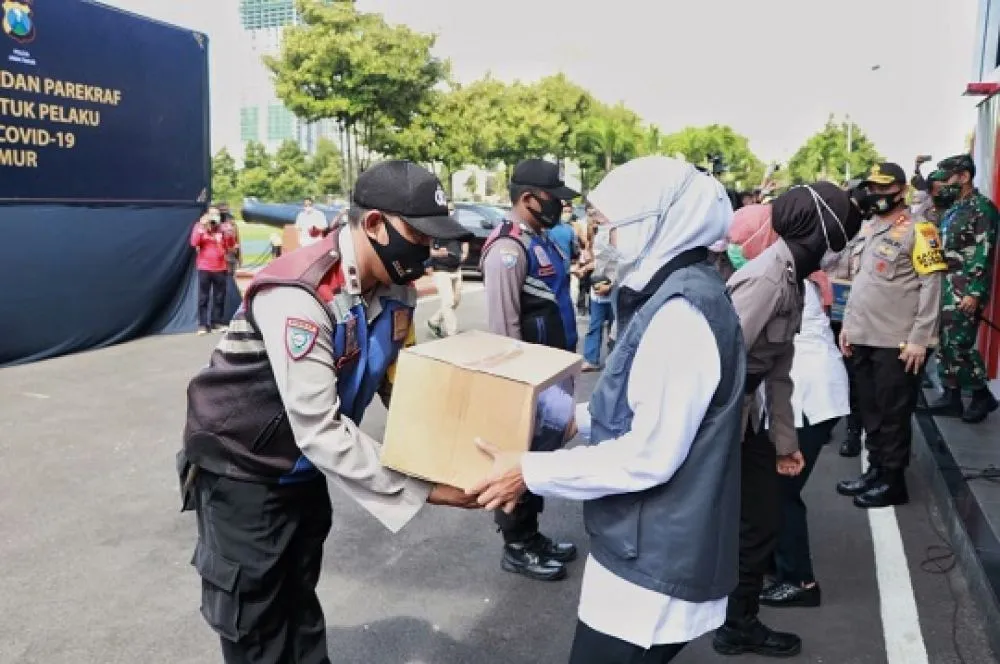 30 Ribu Sembako Untuk Penggiat Pariwisata