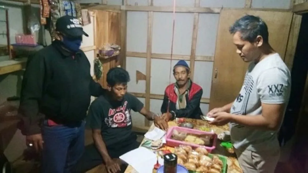 Ketahuan Judi Togel, Dua Kakek Diringkus Polisi