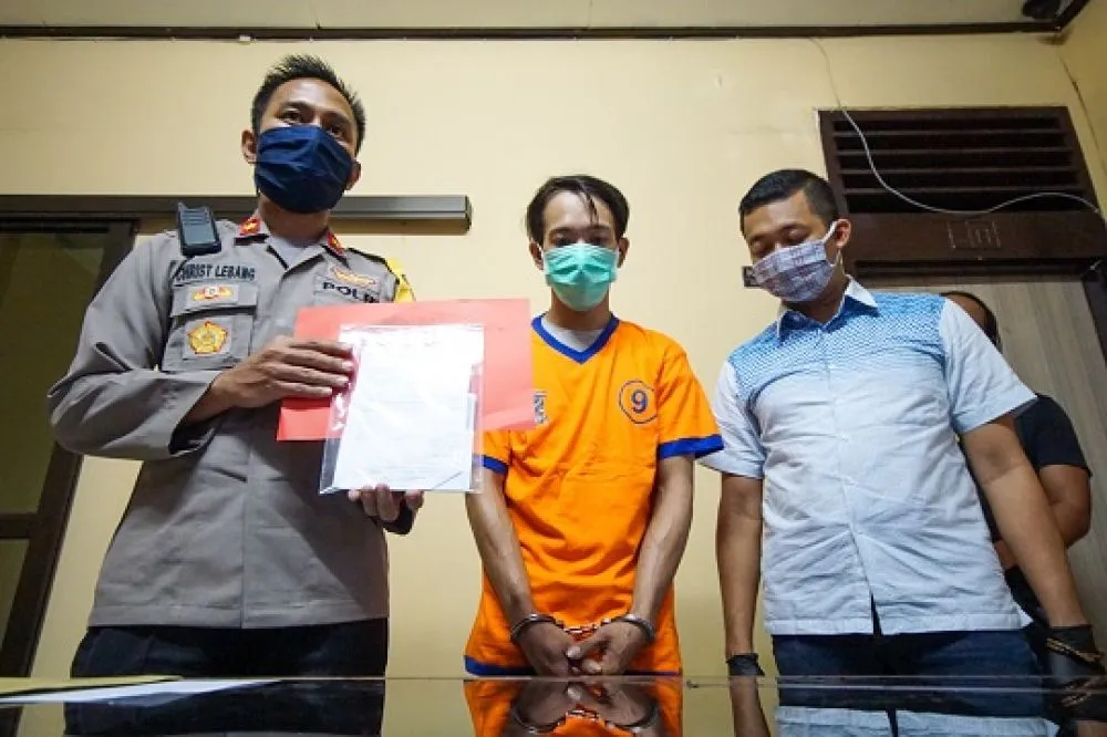 Butuh Uang, Gelapkan Mobil dan Uang Majikan