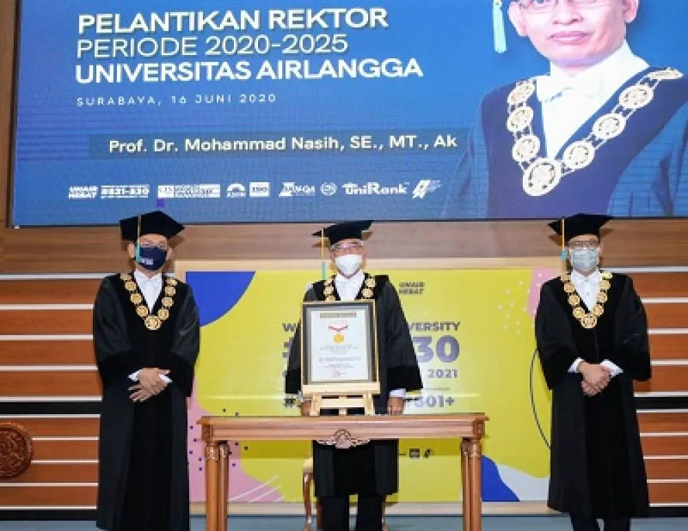 Unair Terima Penghargaan Rekor Muri