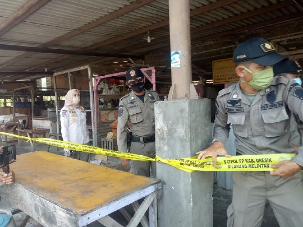 Jadi Klaster Baru Covid-19, Pasar Krempyeng Gresik Ditutup