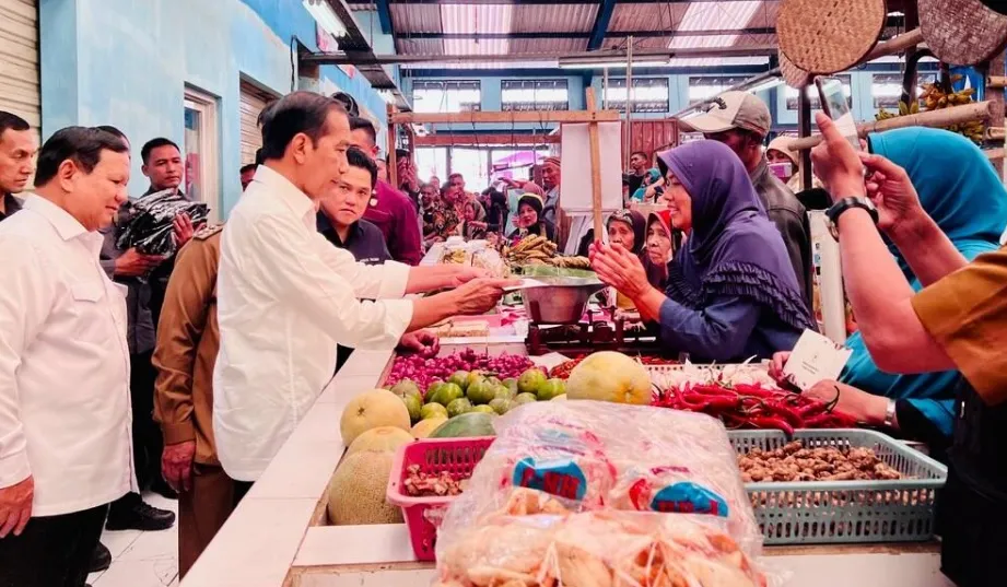 Kunjungi Pasar Bululawang Malang, Jokowi: Inflasi Terkendali