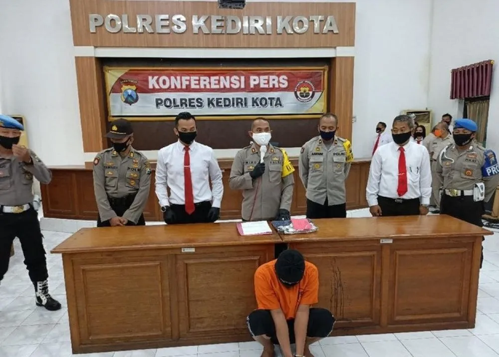 Kisah Miris Anak yang Jadi Budak Seks Ayah Tiri