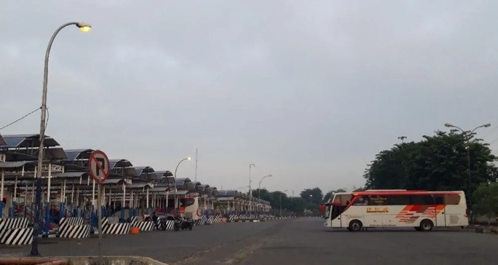 PSBB Berakhir, Ini Syarat Naik Bus di Terminal Purabaya