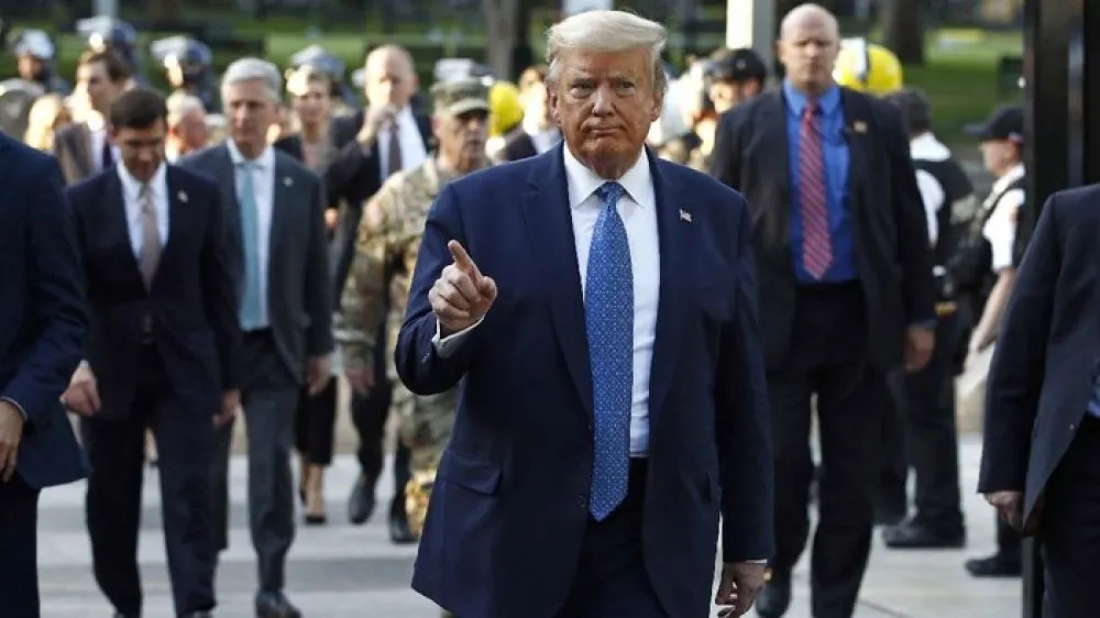 Trump Banyak di Kecam, Usai Kerahkan Militer Saat Demo George Floyd